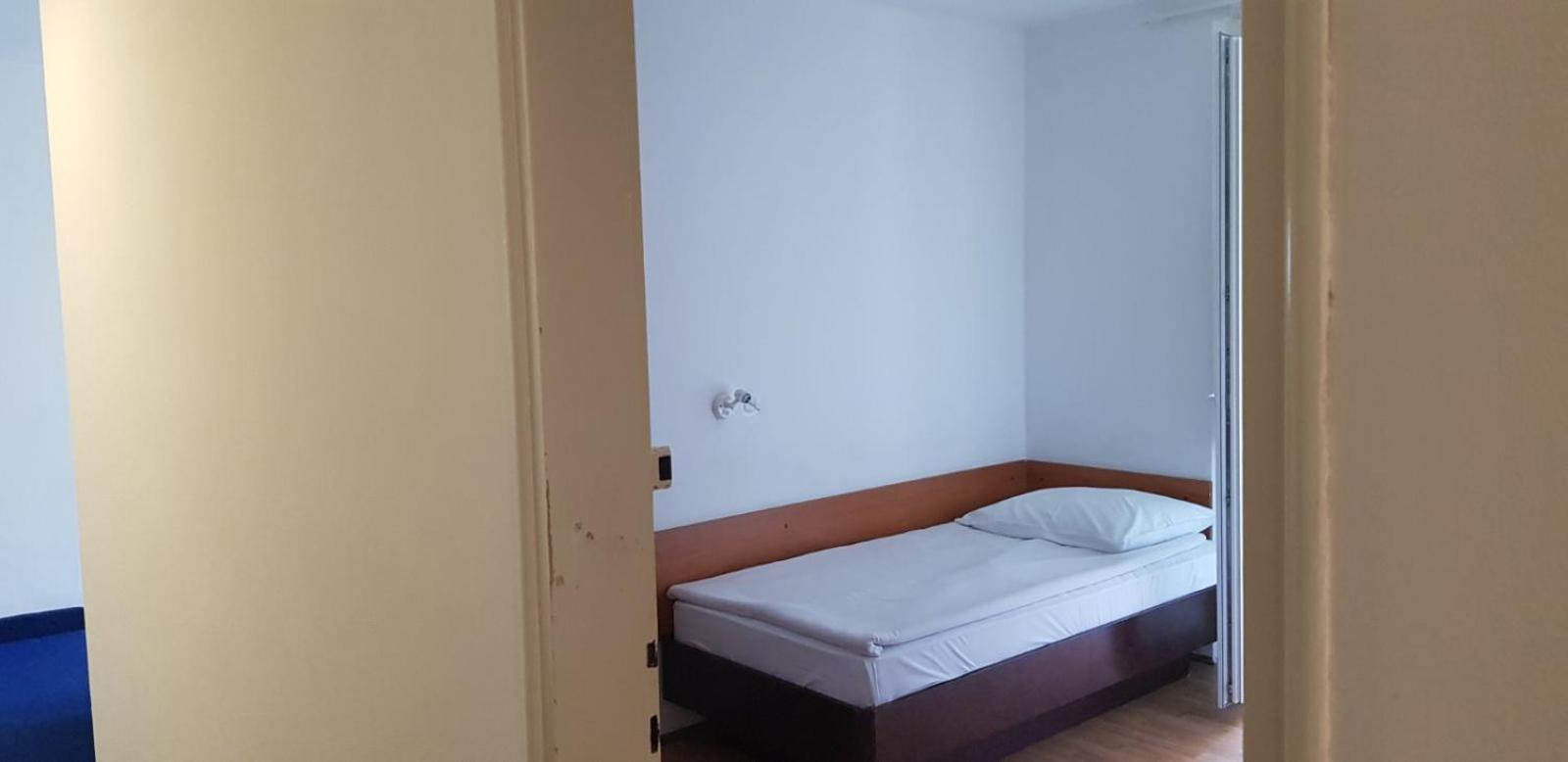Hotel Boarding House Lucija Kostrena Esterno foto
